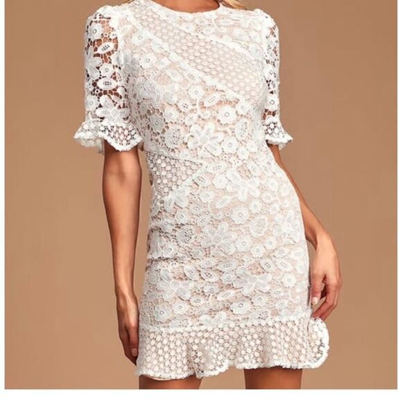 Lulus Dresses & Skirts - Lulus my dearest short sleeve white lace mini
Sexy dress nude lining small